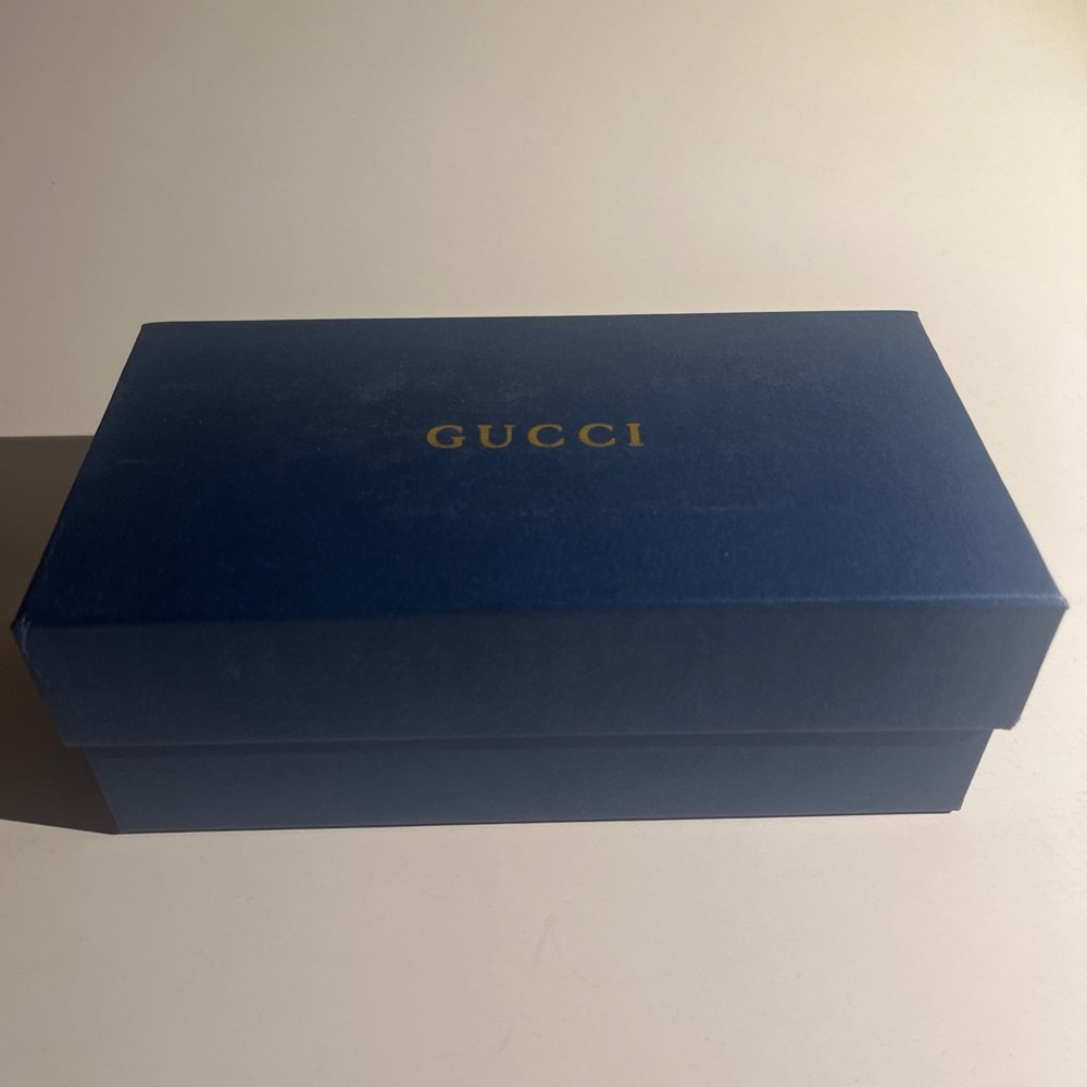 Black Gucci Rectangular Sunglasses - image 5